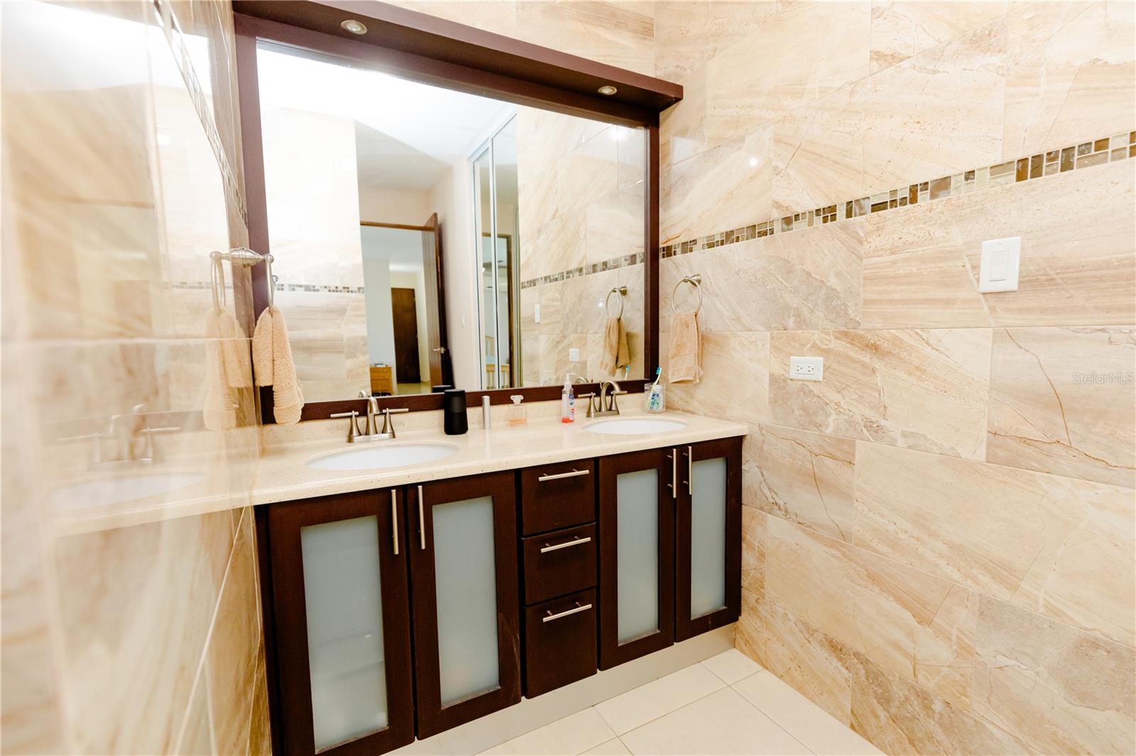 Carr 931 km 1.8 SECTOR BEZARES