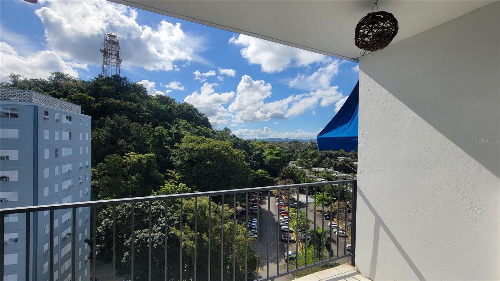 1203 BORINQUEN TOWERS I #1203