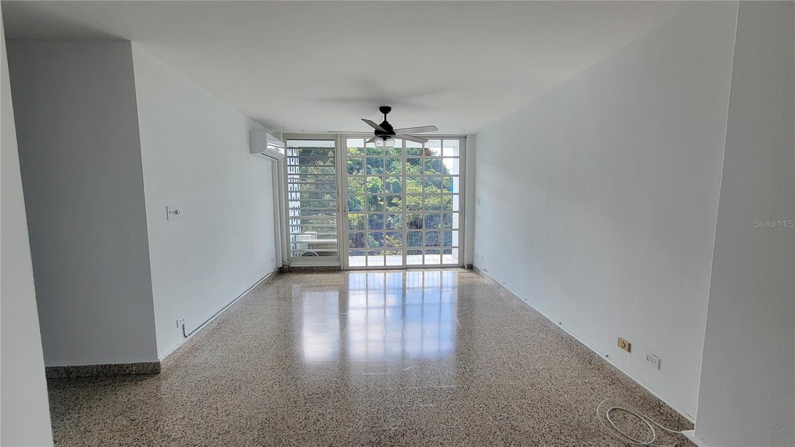 1203 BORINQUEN TOWERS I #1203