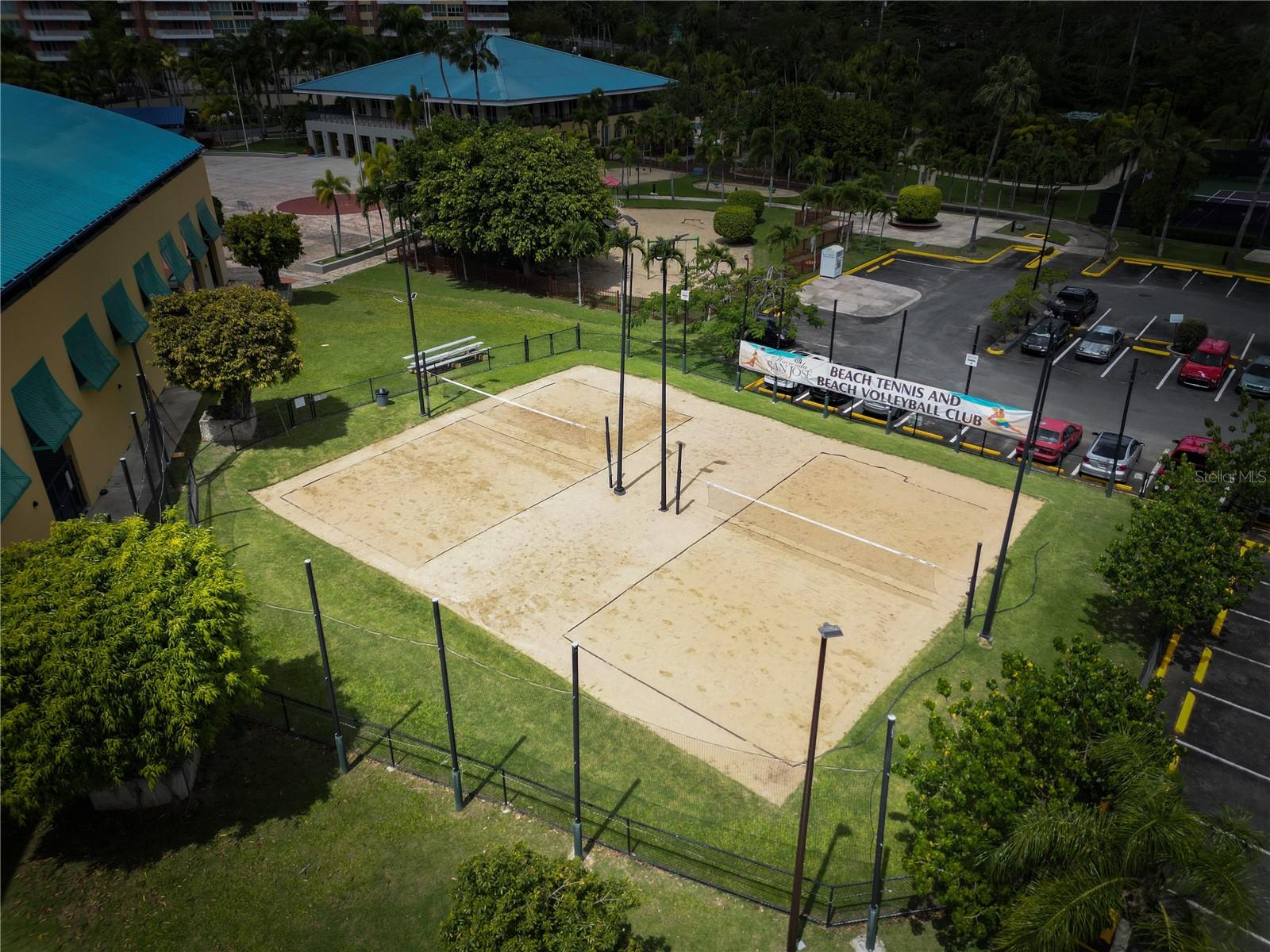 153 LA VIA PRIMAVERAL ST