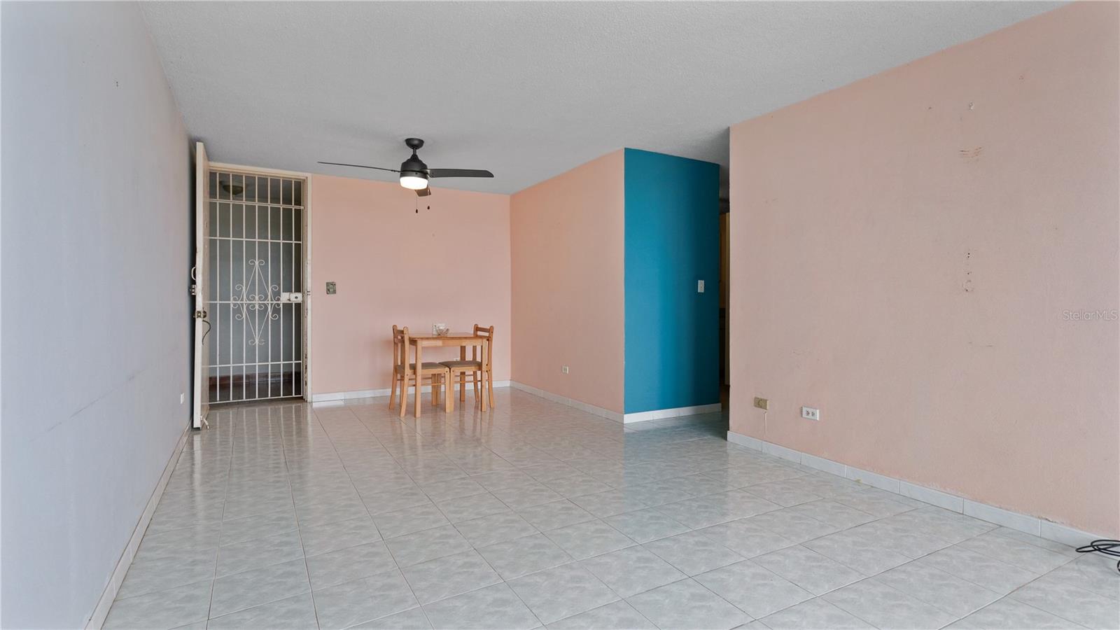 Apt 5H LAGUNA GARDENS IV #5H