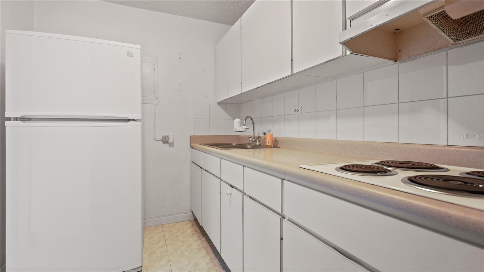 Apt 5H LAGUNA GARDENS IV #5H