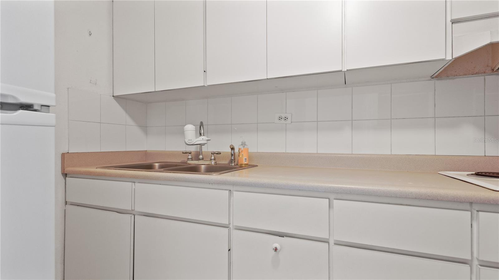 Apt 5H LAGUNA GARDENS IV #5H