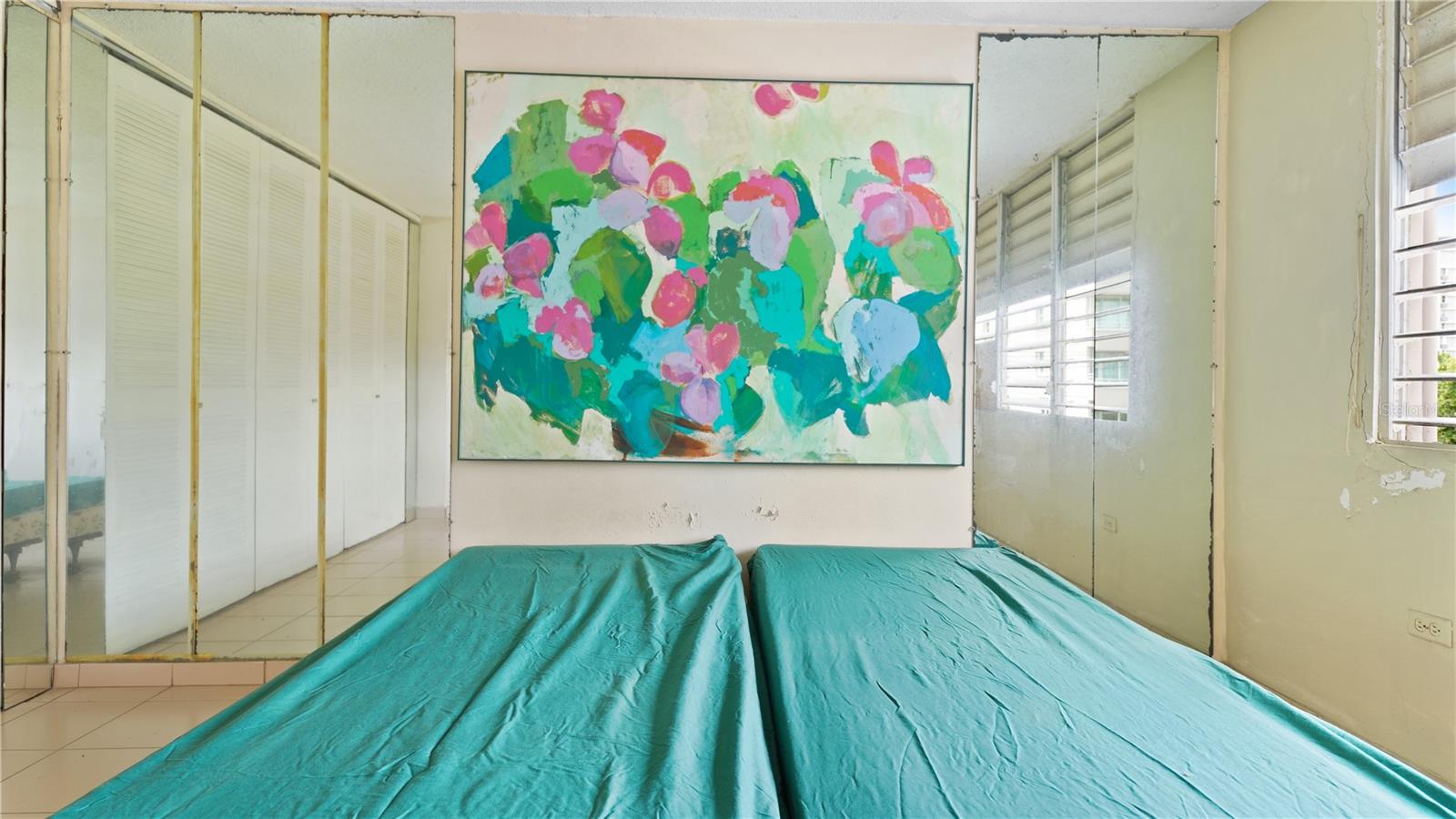 1367 WILSON AVE #401