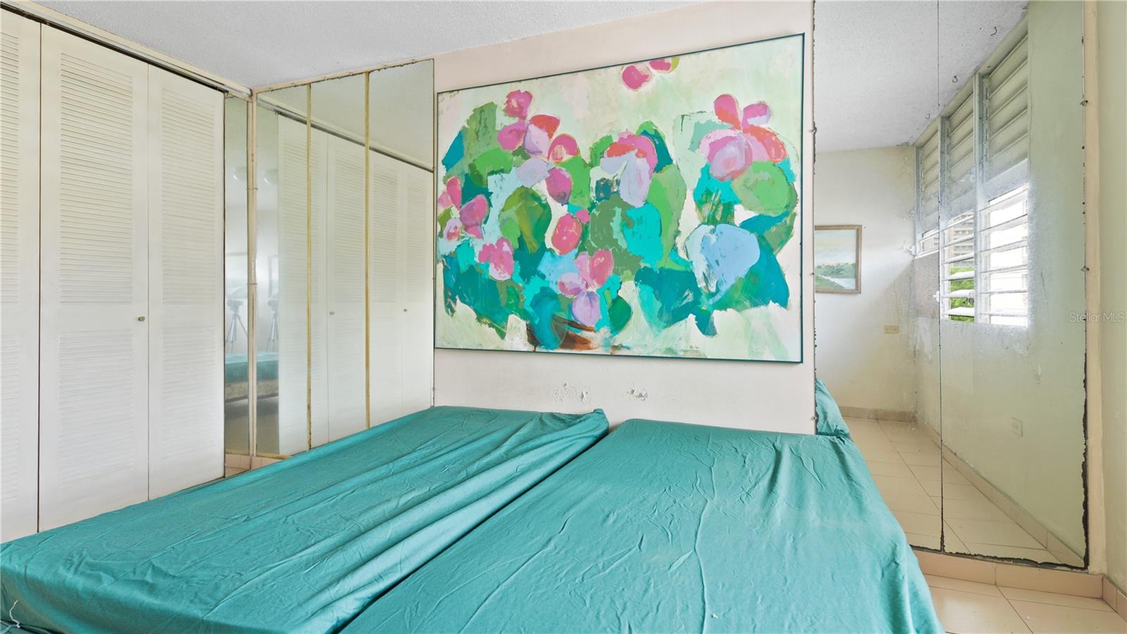 1367 WILSON AVE #401