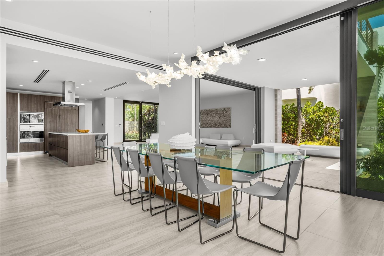 The Enclave 200 PLANTATION DRIVE #11