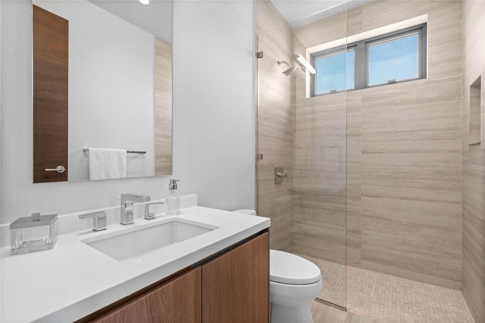 The Enclave 200 PLANTATION DRIVE #11