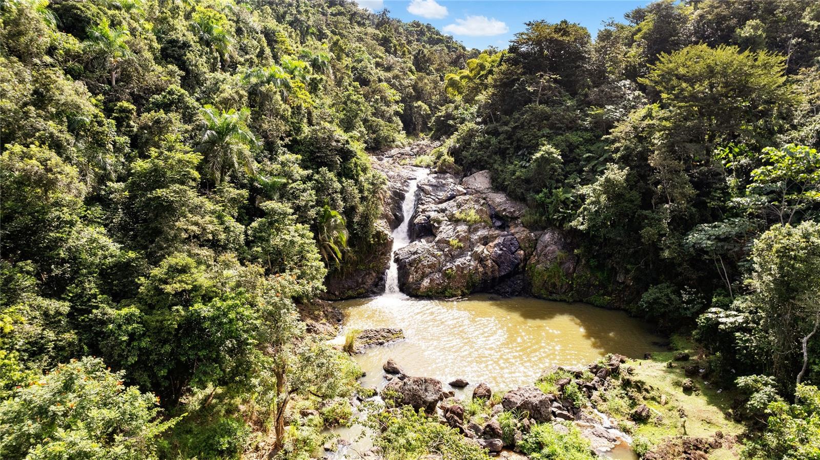 HACIENDA CASCADA