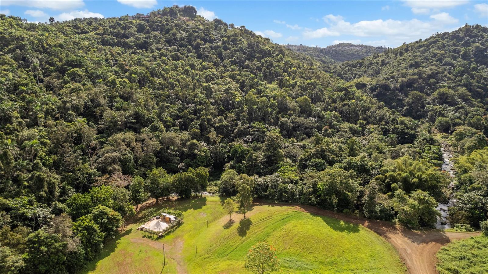 HACIENDA CASCADA