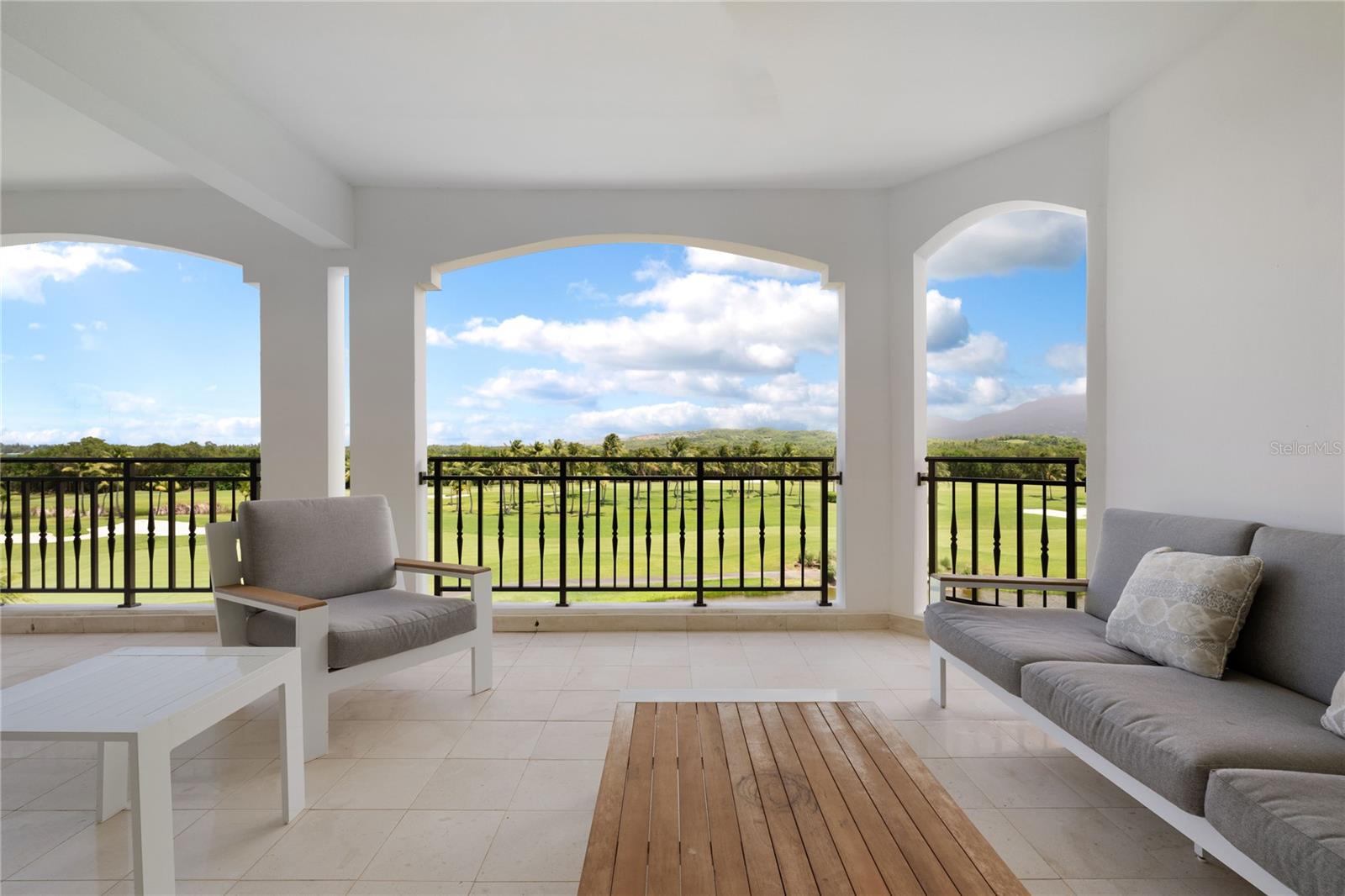 200 COCO BEACH BVL #401A