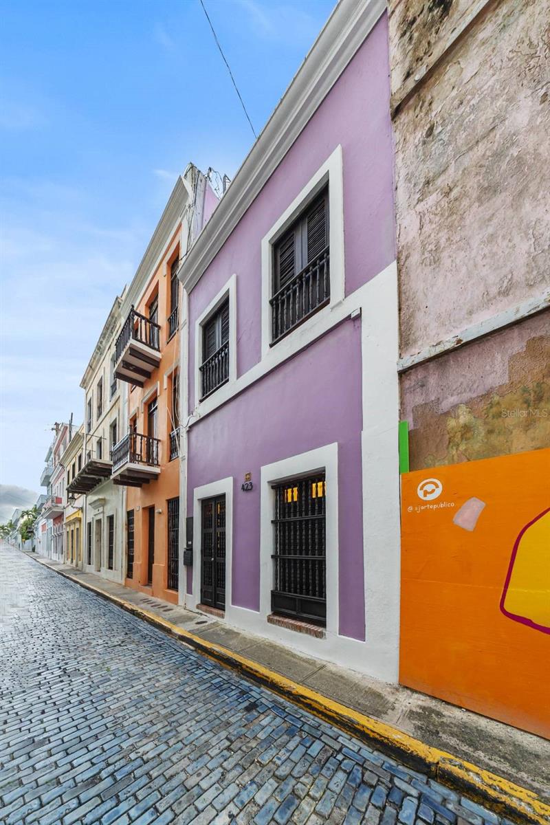 422 Norzagaray St CALLE NORZAGARAY