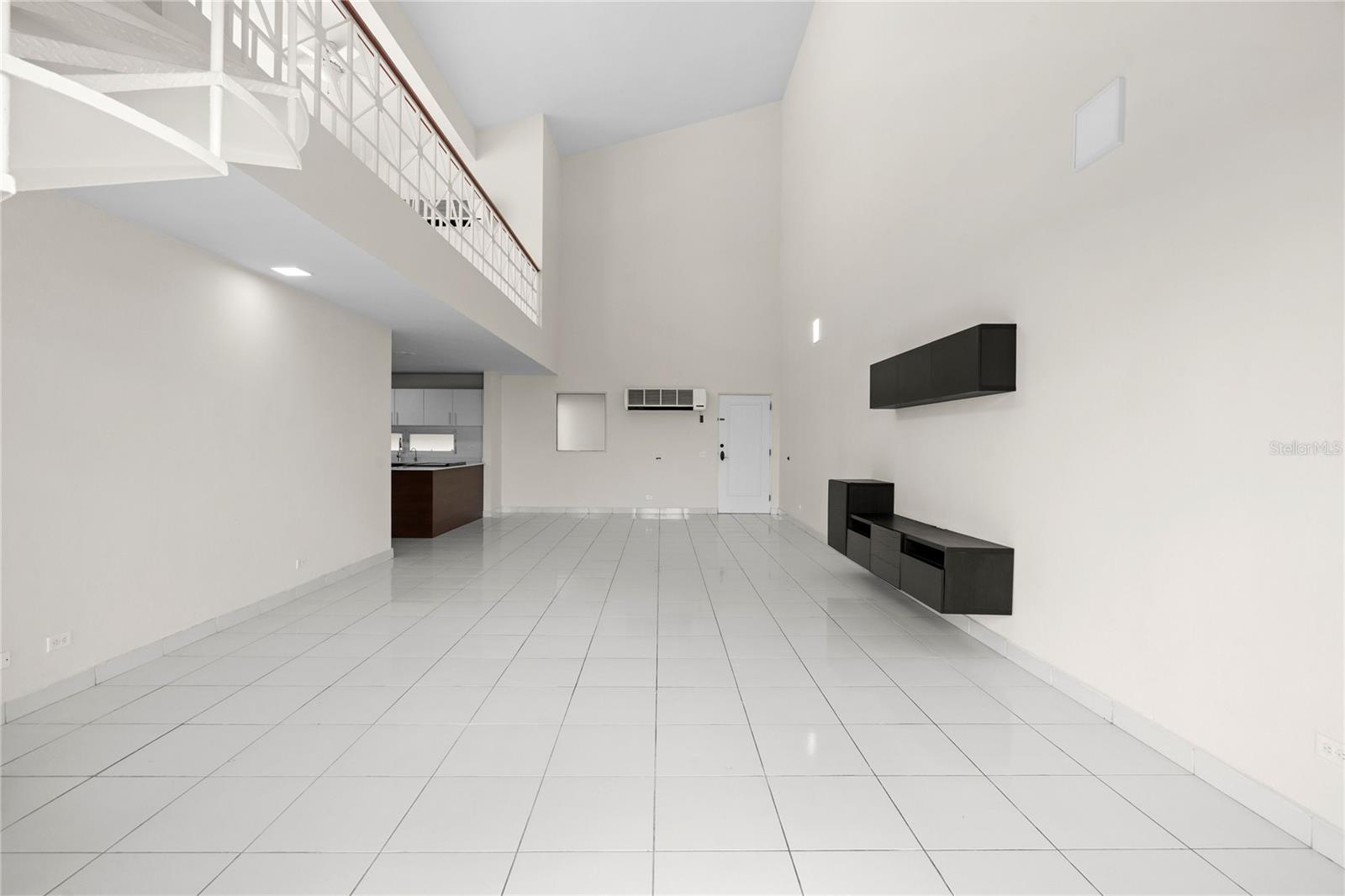 500 JESUS T. PIÑERO #1408