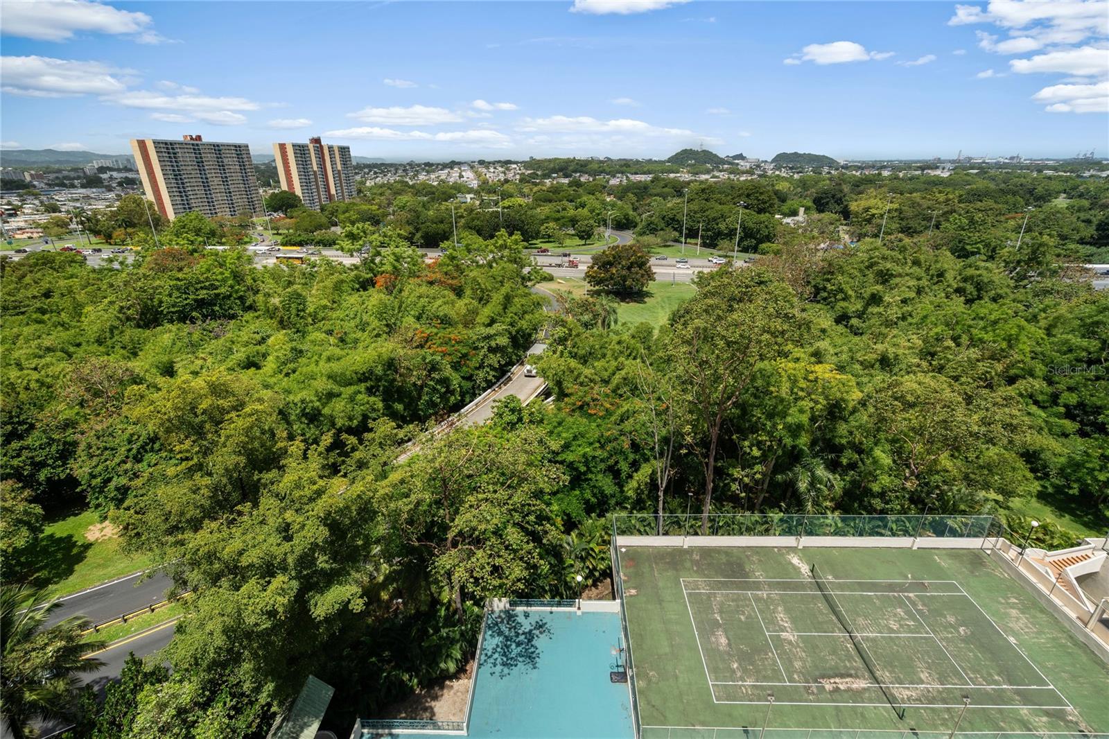 500 JESUS T. PIÑERO #1408