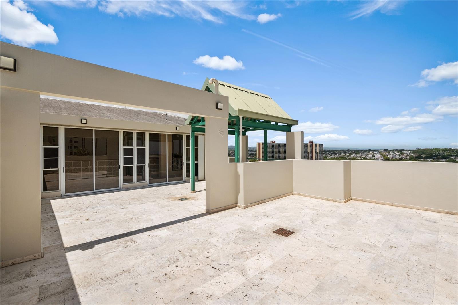 500 JESUS T. PIÑERO #1408