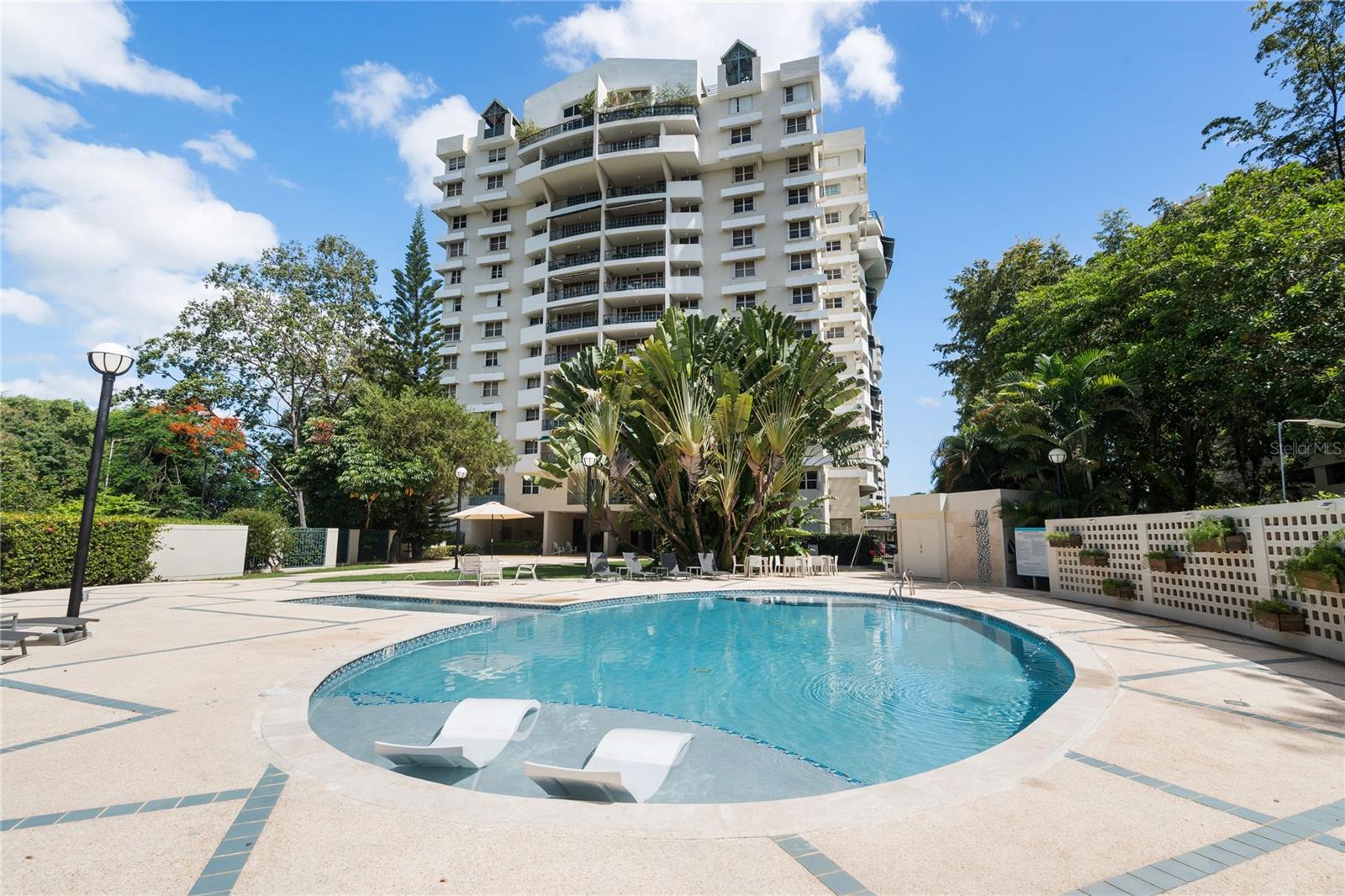 500 JESUS T. PIÑERO #1408