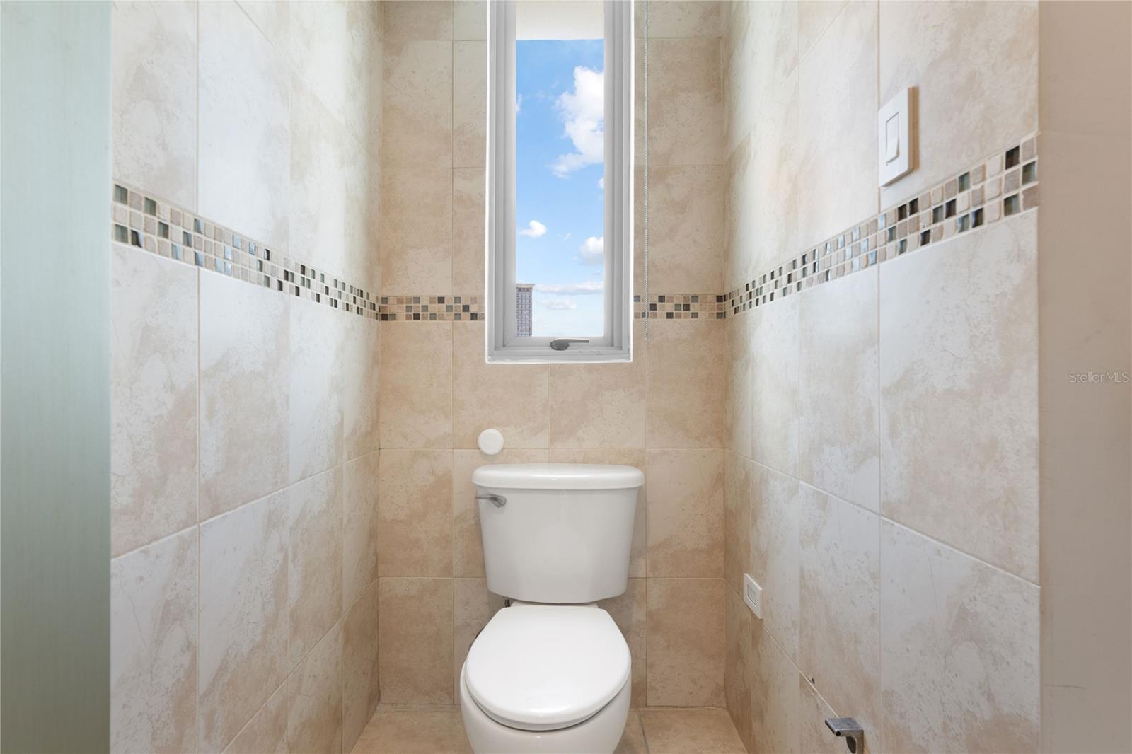 1420 AVE WILSON #602