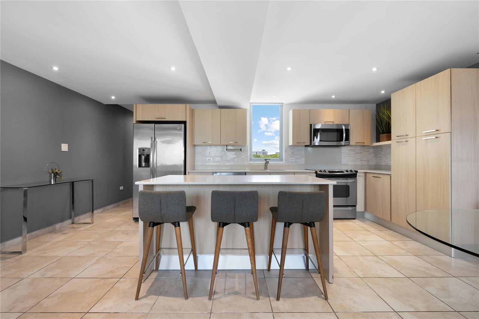 1420 AVE WILSON #602