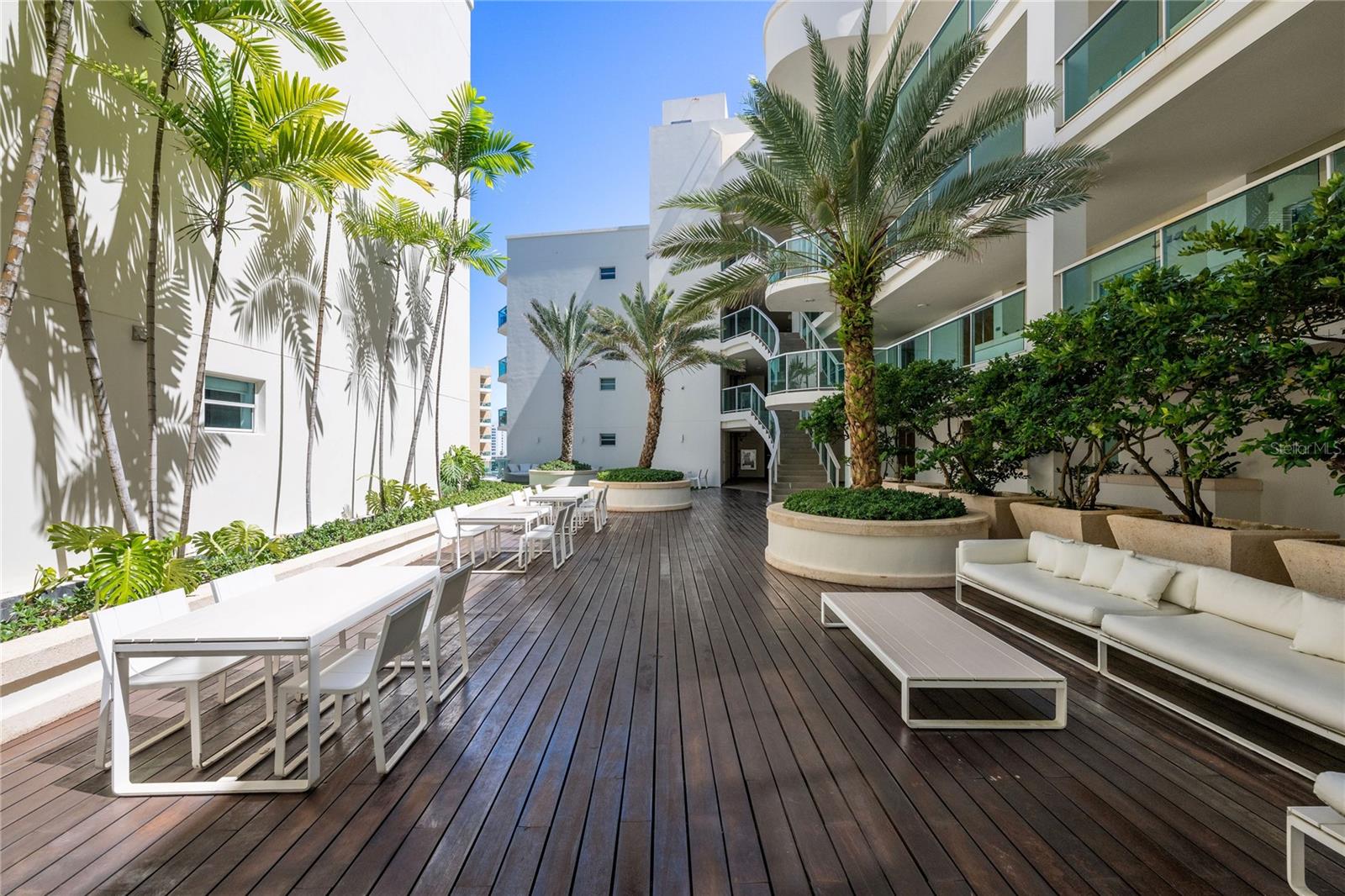 25 Ave Muñoz Rivera BAHIA PLAZA APT #616