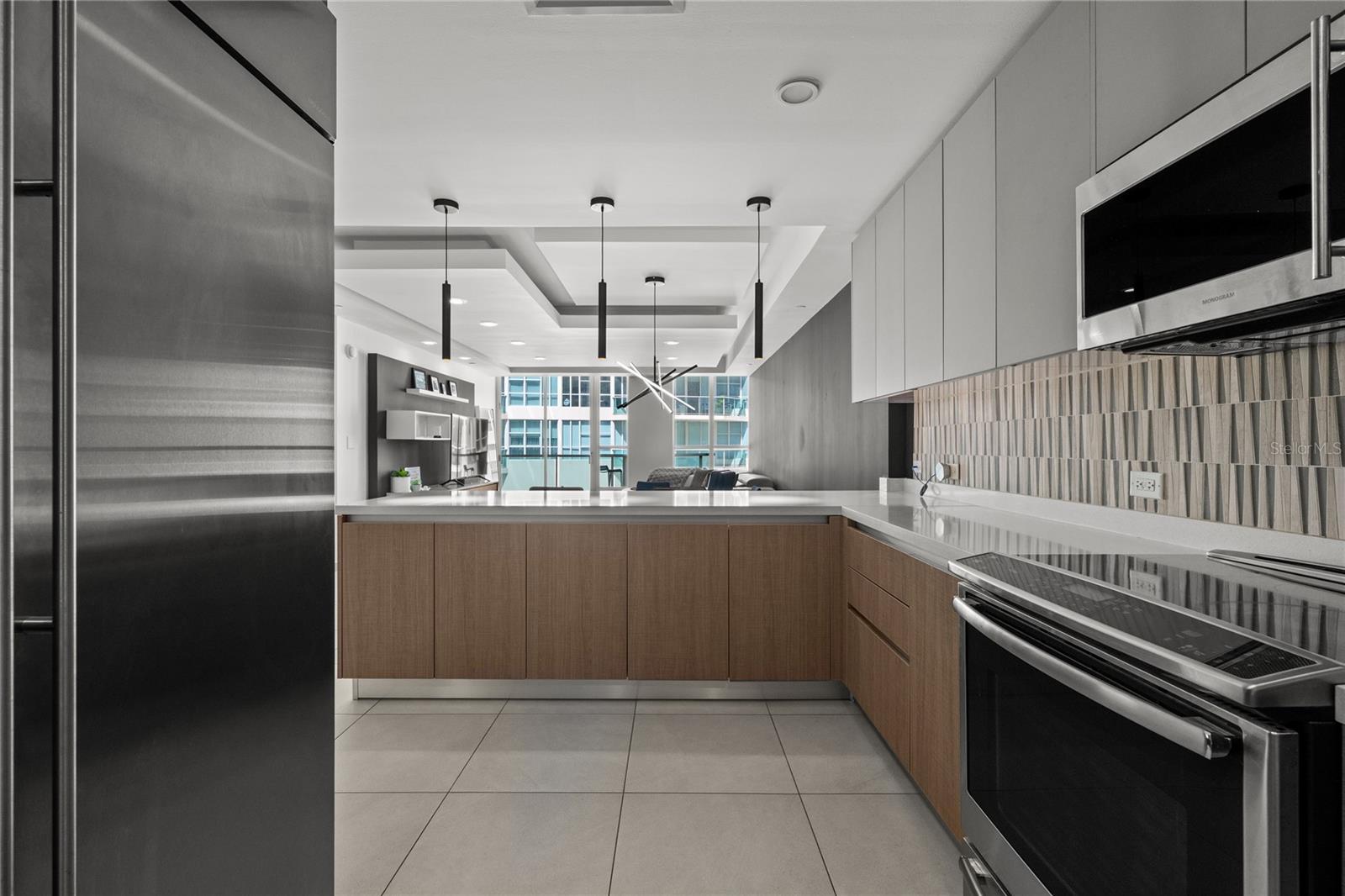 25 Ave Muñoz Rivera BAHIA PLAZA APT #616