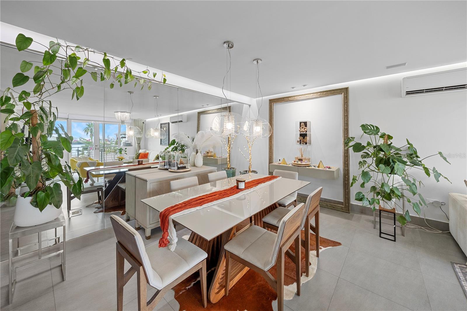 100 CALLE DEL MUELLE #1205