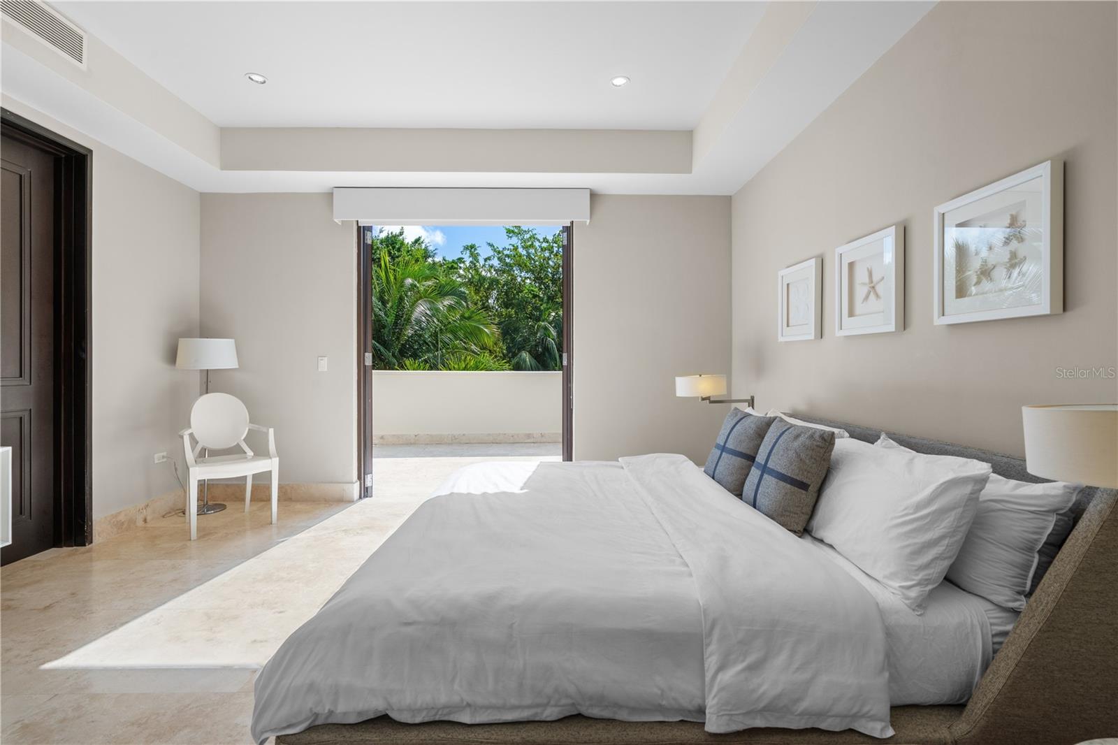 7000 Bahia Beach Blv LAS VENTANAS I #324