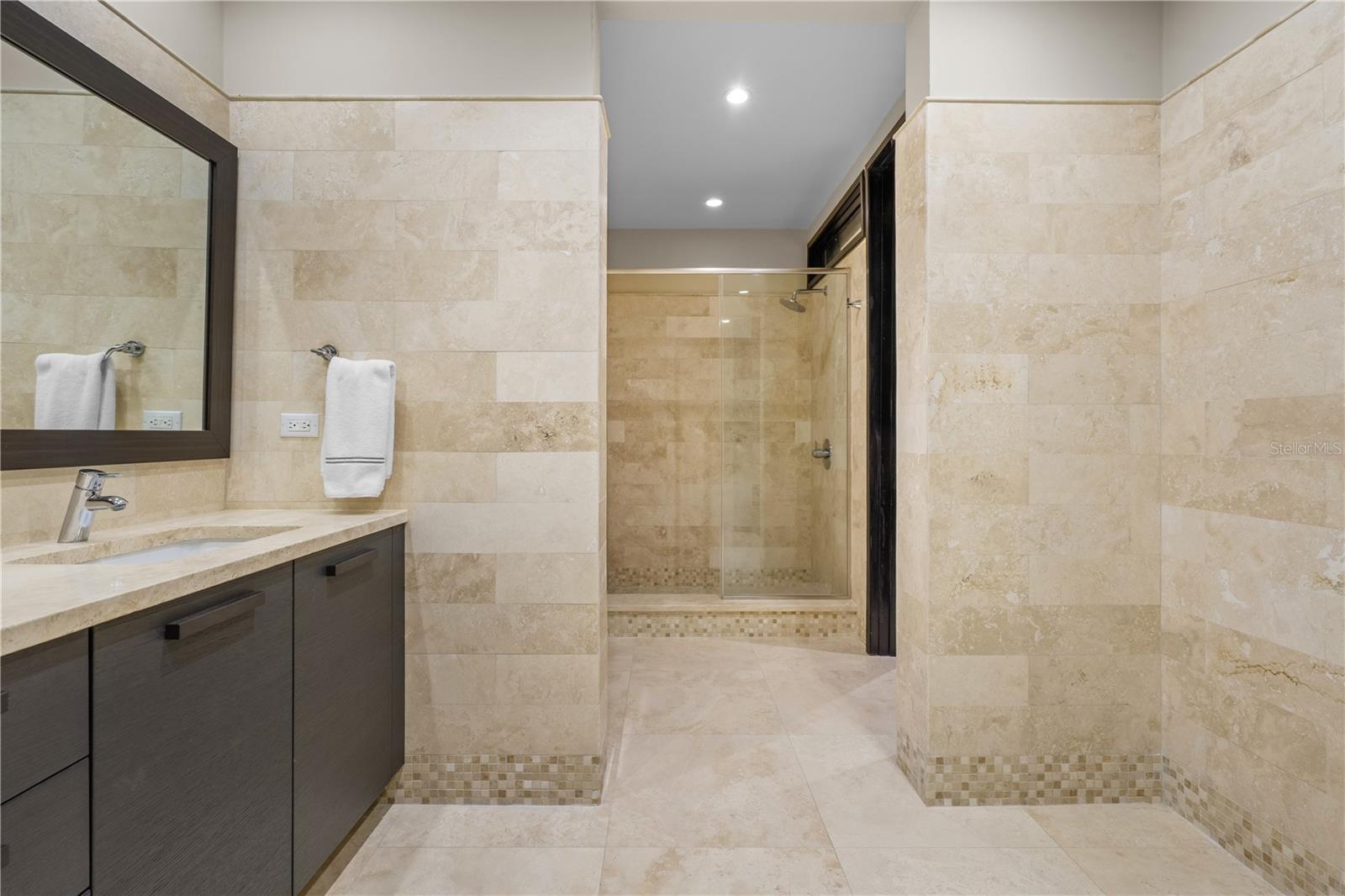 7000 Bahia Beach Blv LAS VENTANAS I #324