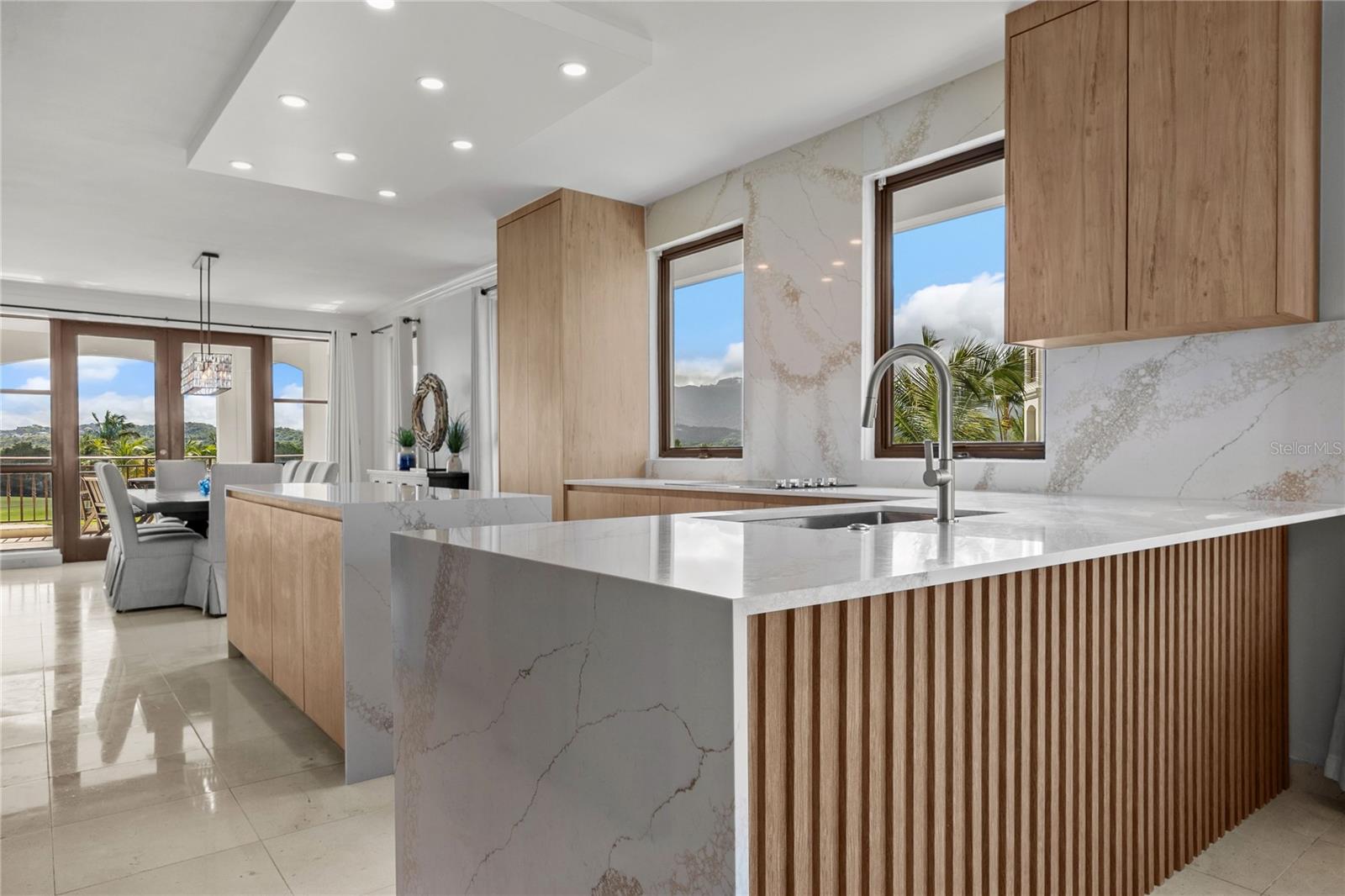 400 COCO BEACH BVL #302B