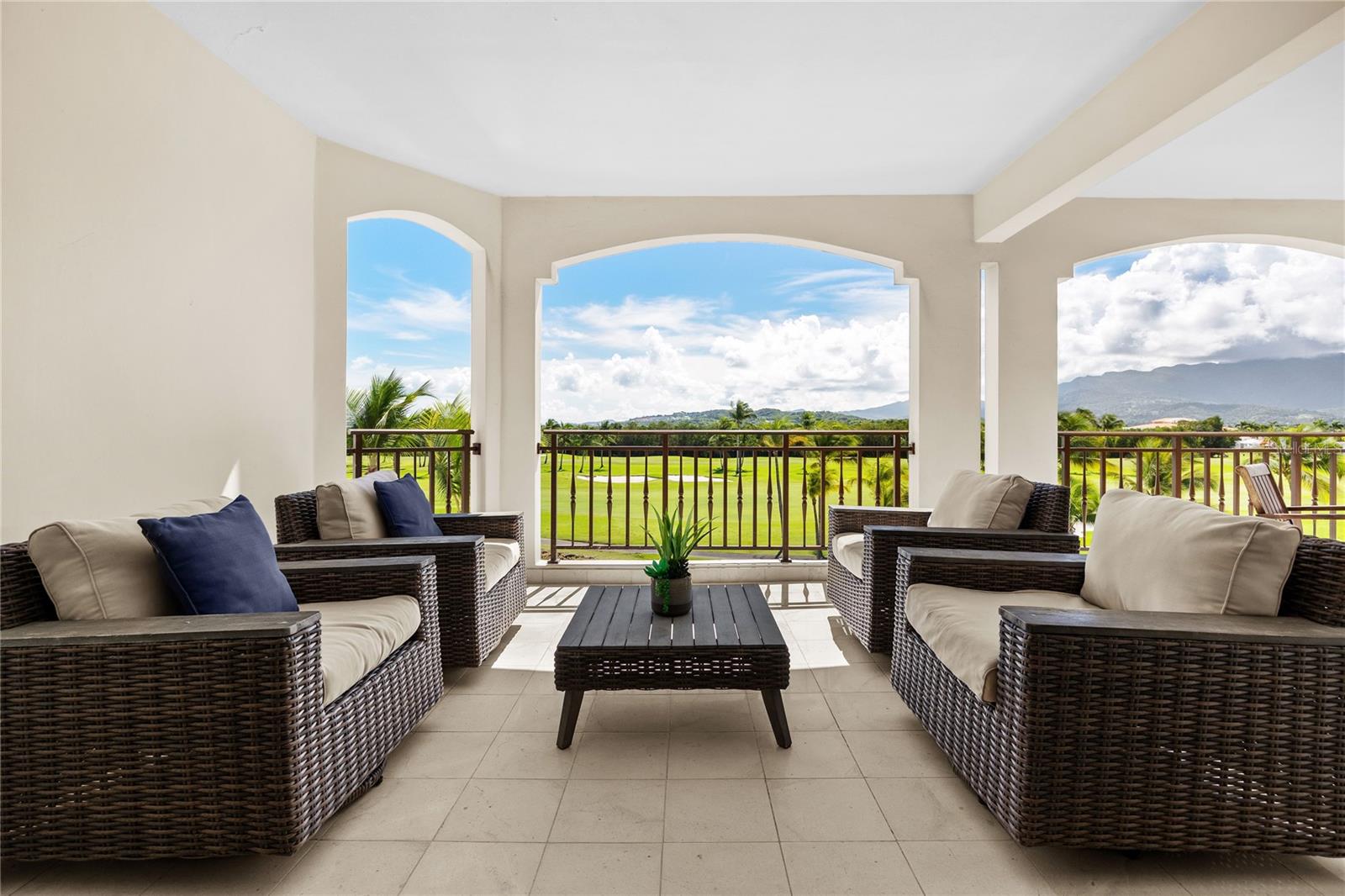 400 COCO BEACH BVL #302B