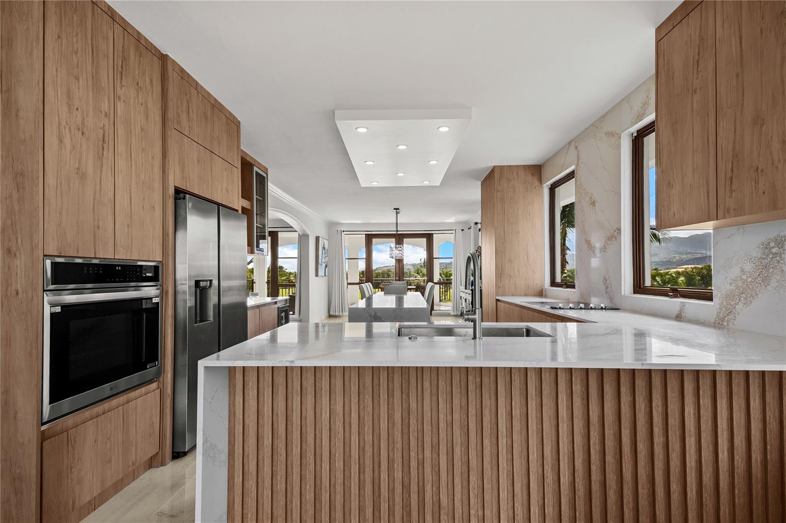 400 COCO BEACH BVL #302B