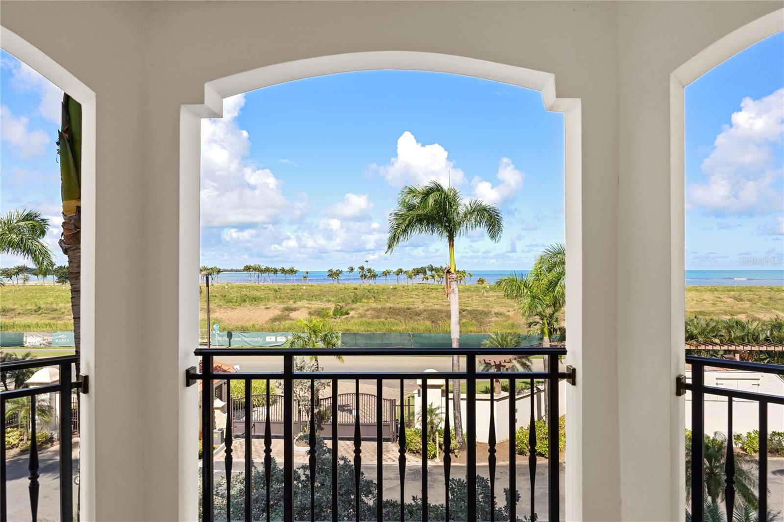 400 COCO BEACH BVL #302B