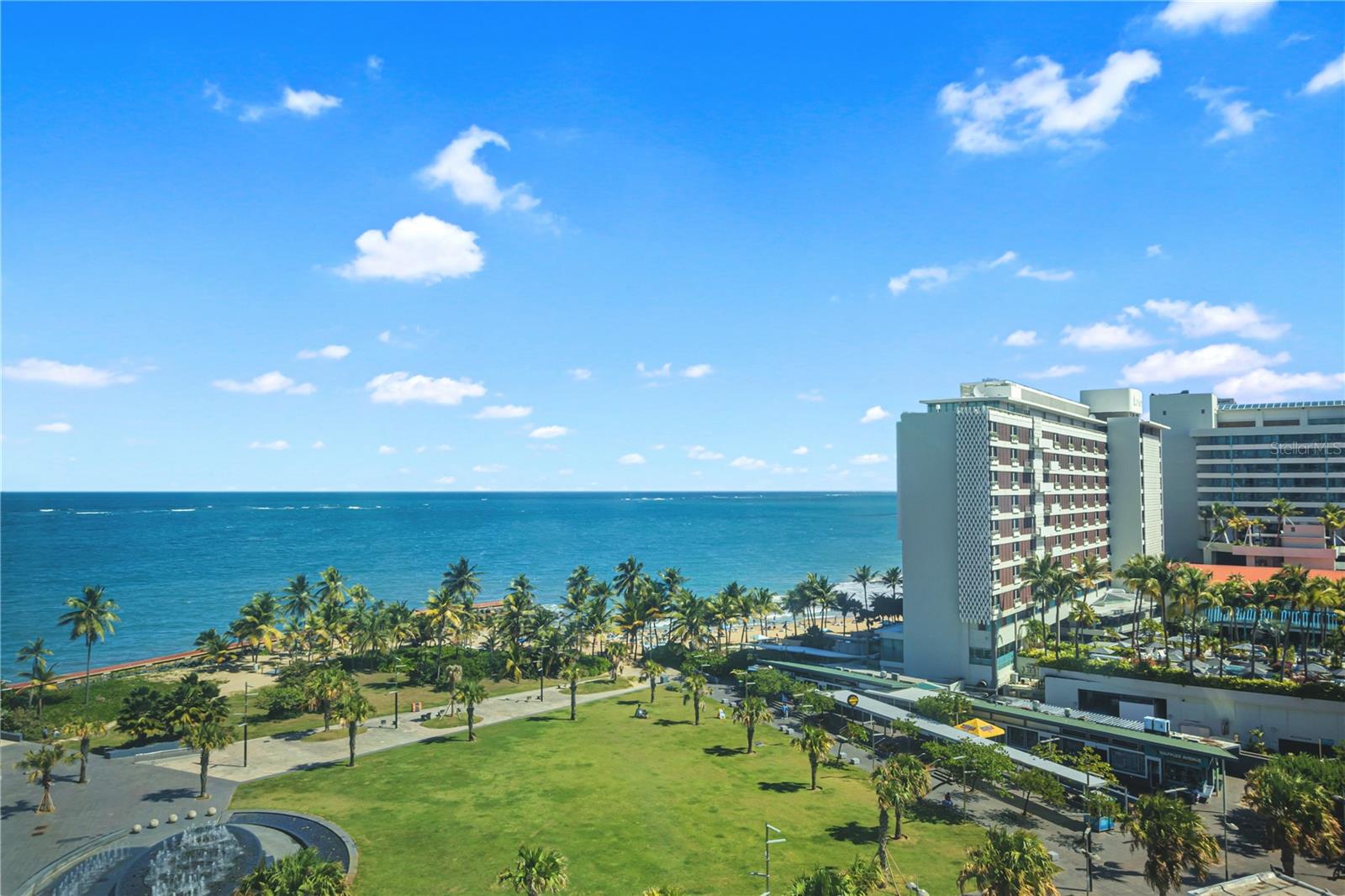 1052 ASHFORD AVE #9B