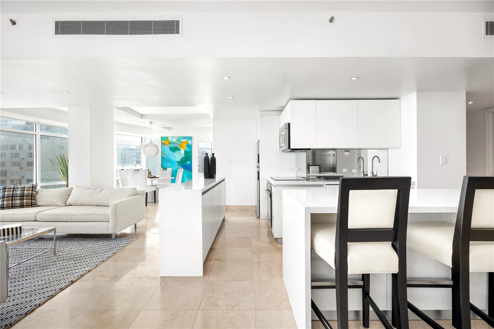 1052 ASHFORD AVE #9B