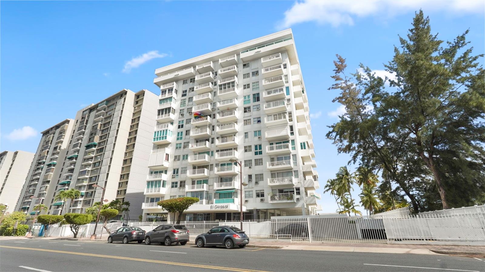 4837 ISLA VERDE AVE