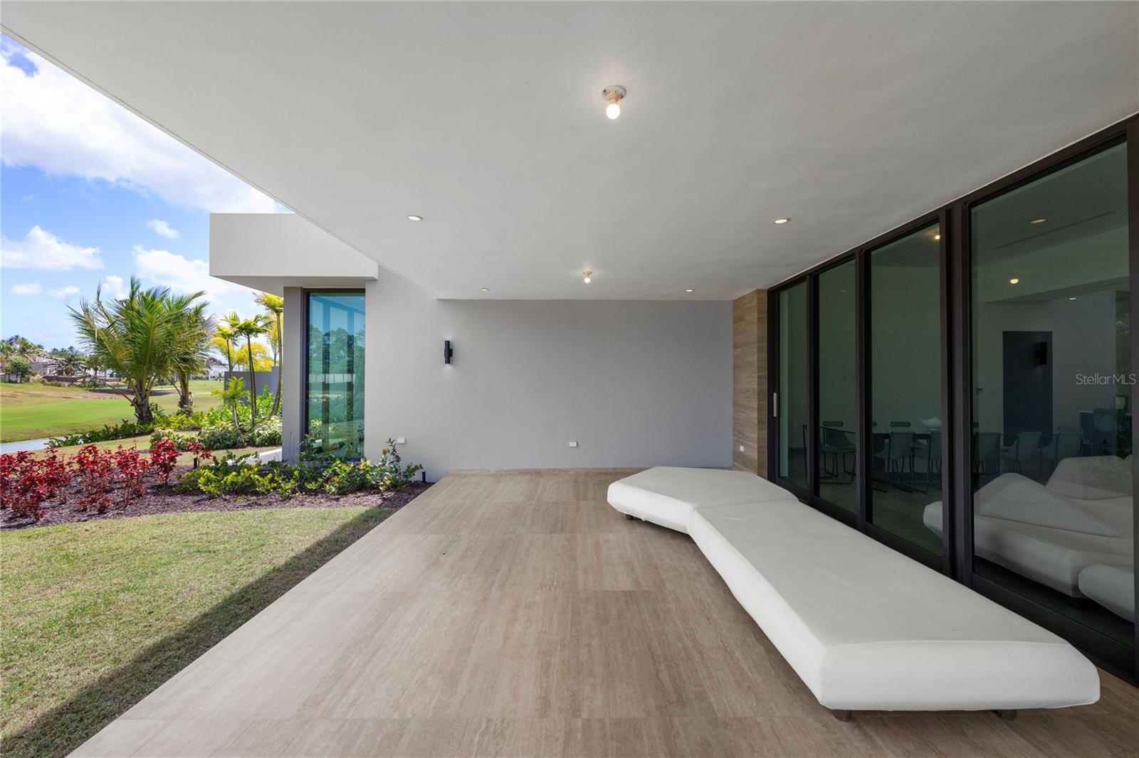 64 The Isles SABA LN