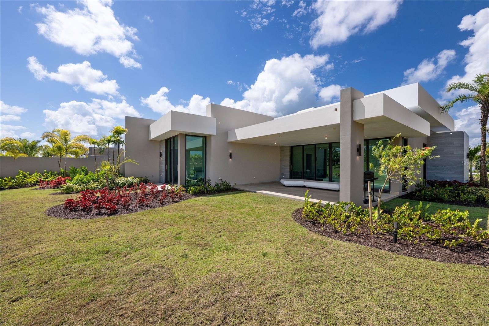 64 The Isles SABA LN