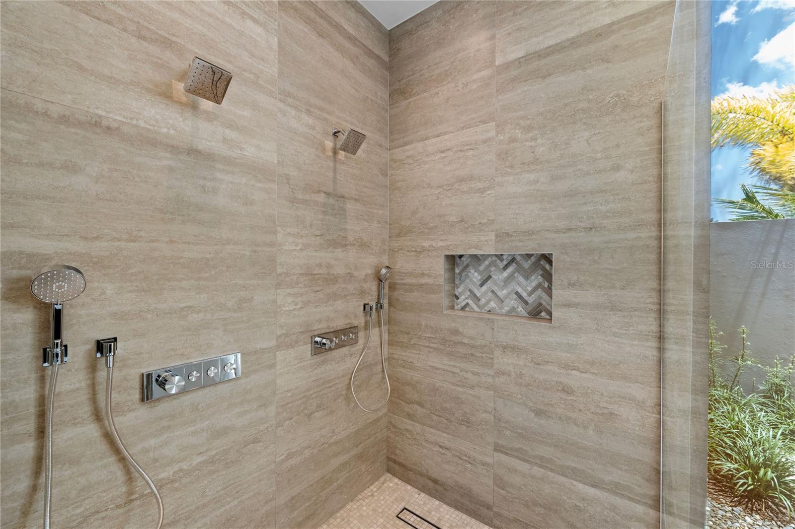 64 The Isles SABA LN