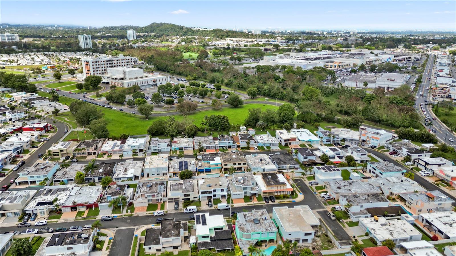 Calle 2 URB. ESTANCIAS DE SAN FERNANDO