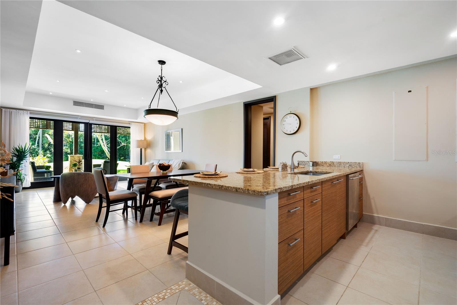 7000 BAHIA BEACH BLV LAS VERANDAS #3118