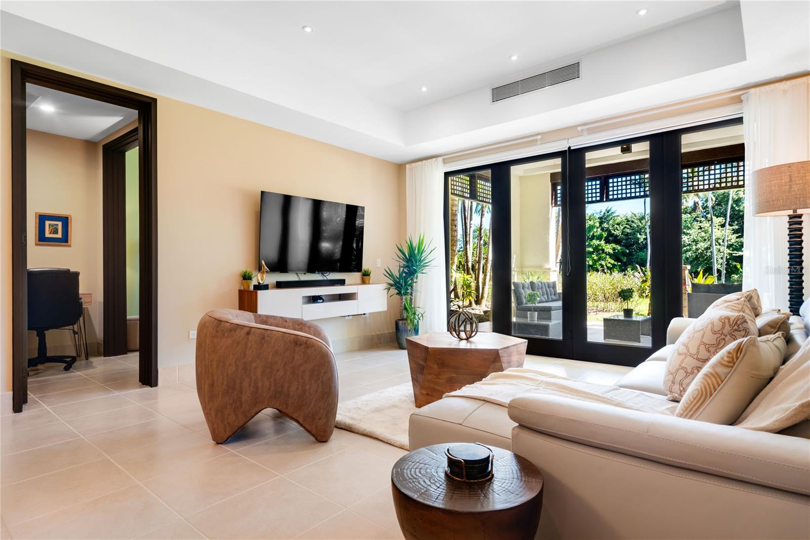 7000 BAHIA BEACH BLV LAS VERANDAS #3118