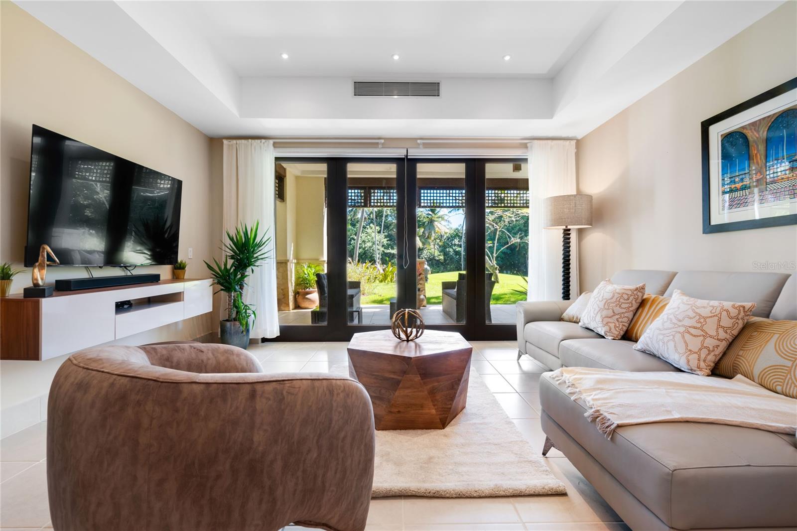 7000 BAHIA BEACH BLV LAS VERANDAS #3118