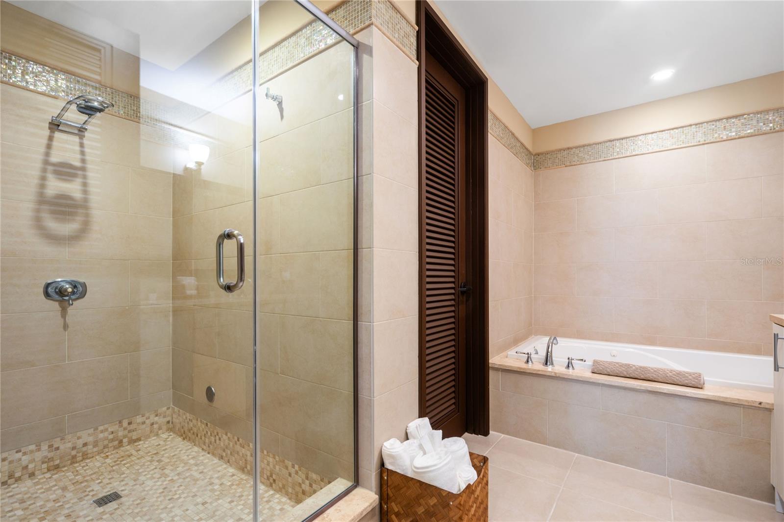 7000 BAHIA BEACH BLV LAS VERANDAS #3118