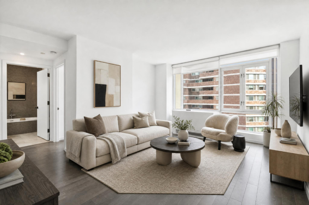 385 1st Avenue 8D
