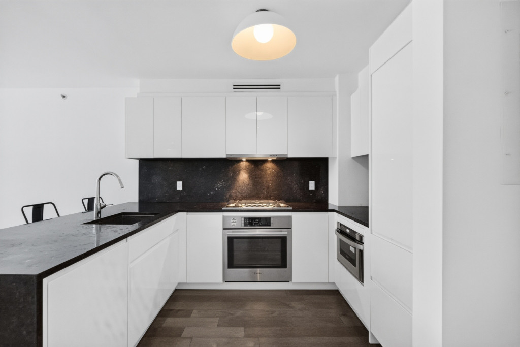 385 1st Avenue 8D