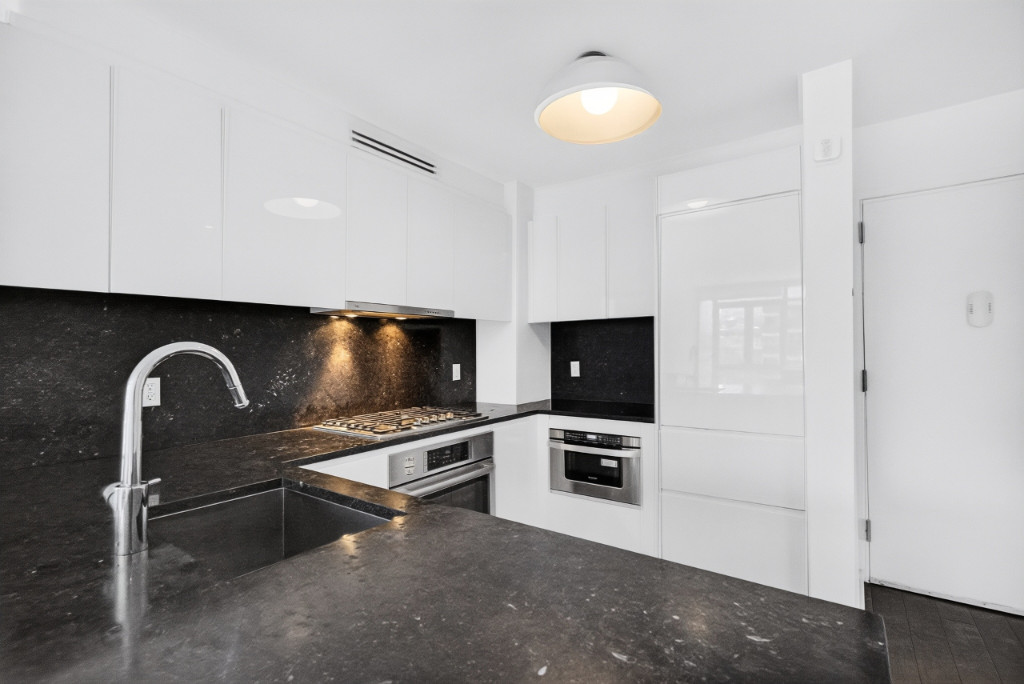 385 1st Avenue 8D