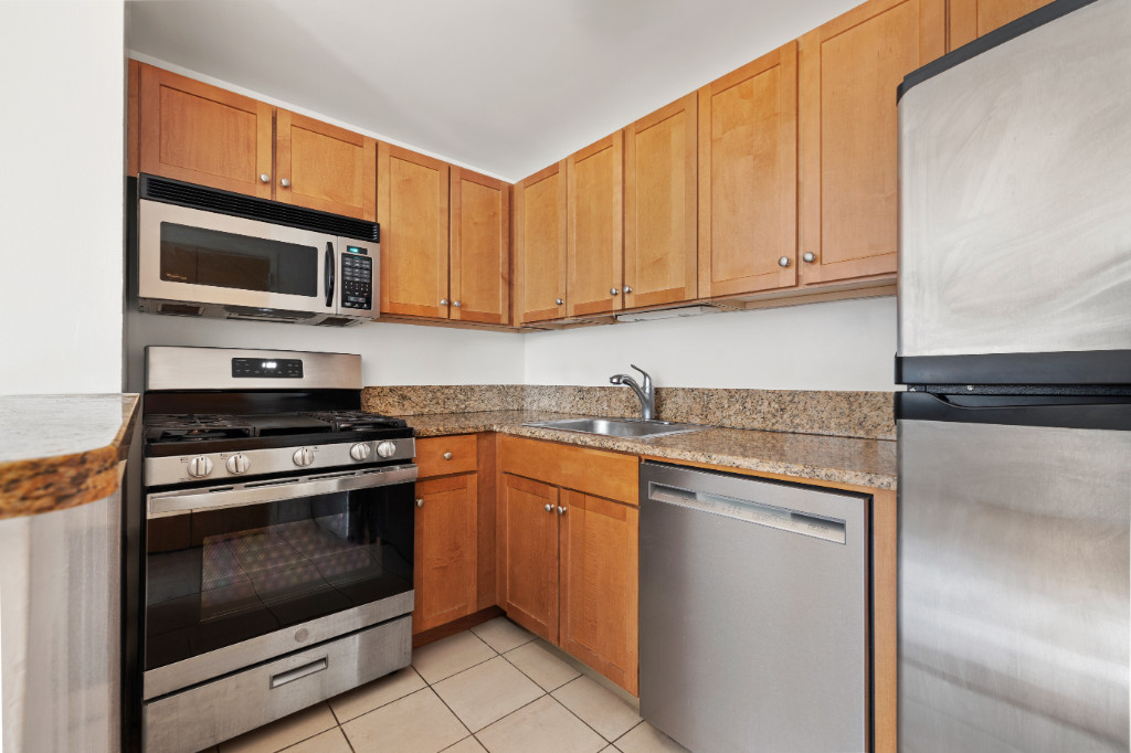 520 W 23rd Street 11B