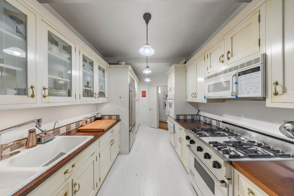 15 W 67th Street 1ME
