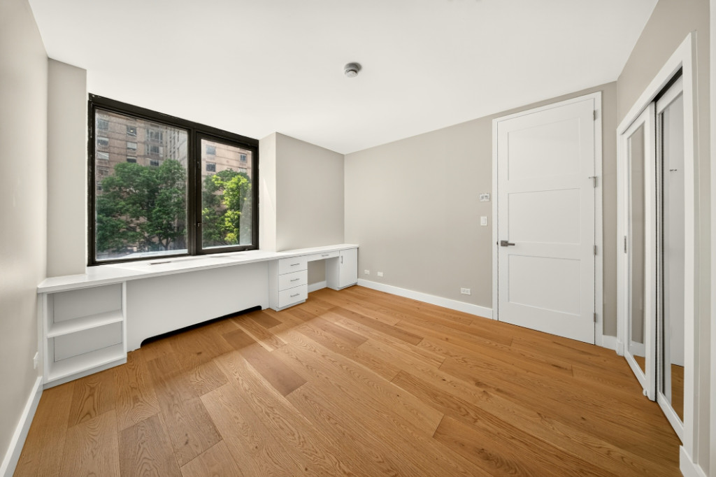 161 W 61st Street 4H