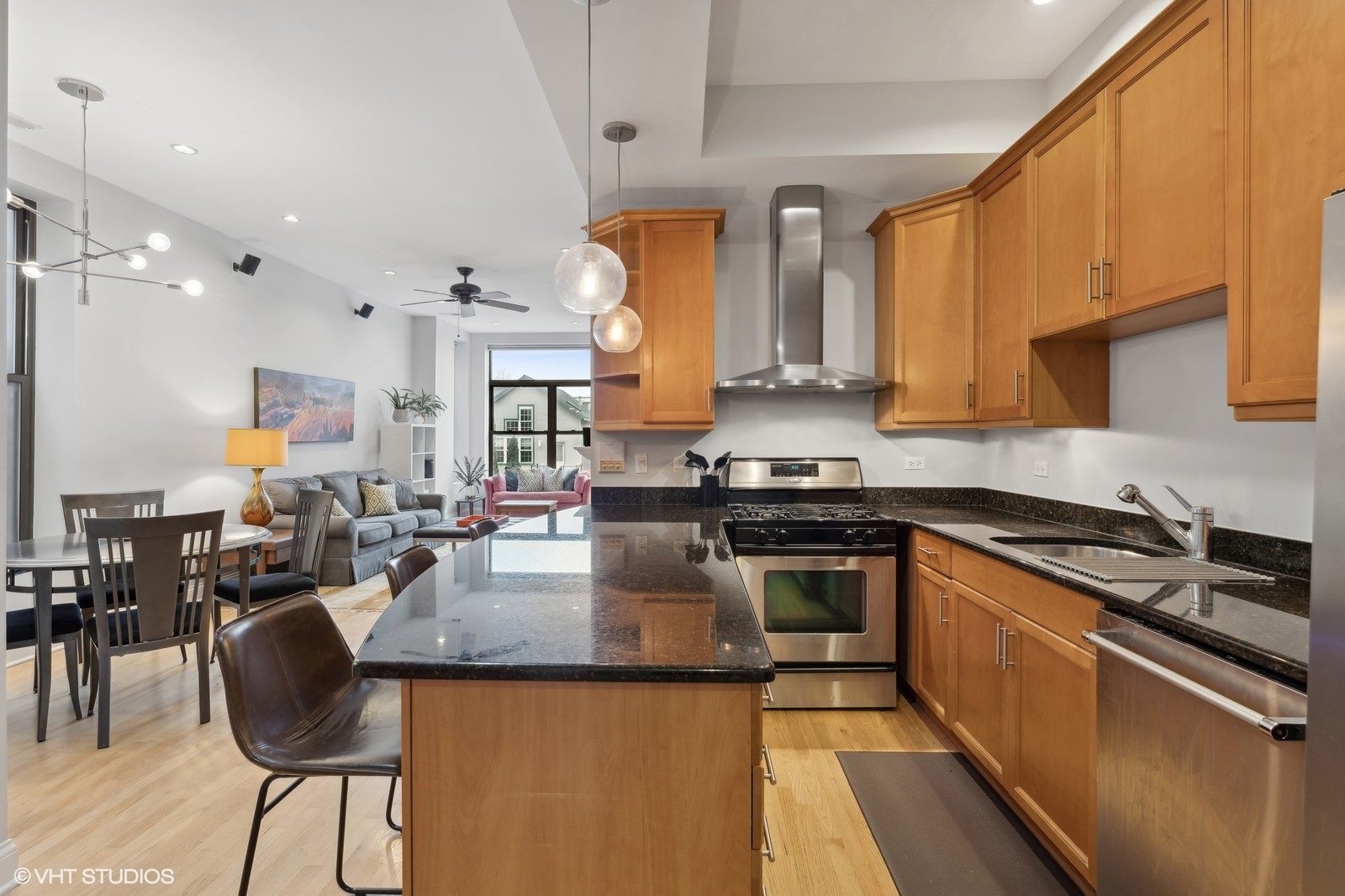 1640 W Ohio Street Unit: 2