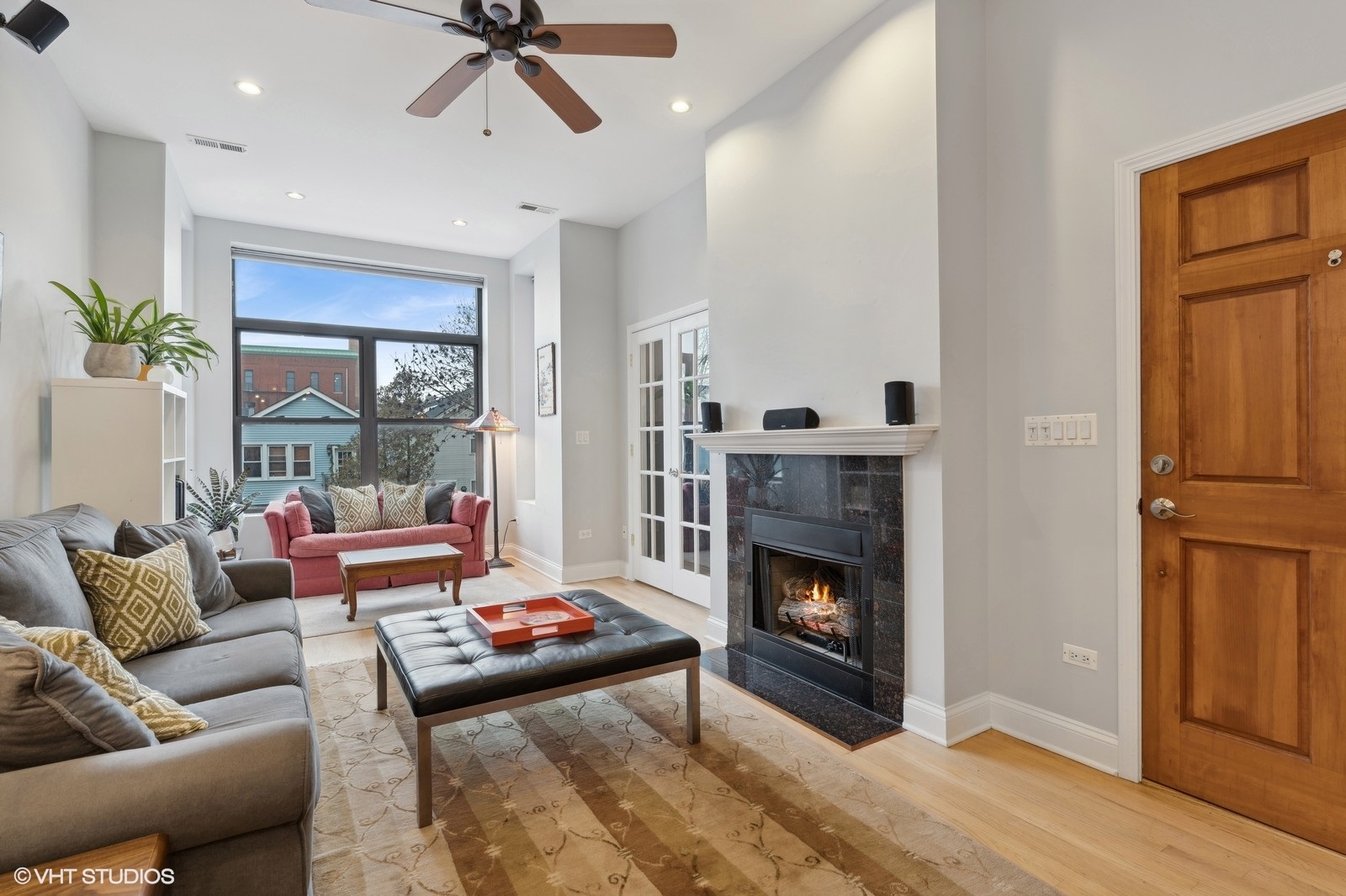 1640 W Ohio Street Unit: 2