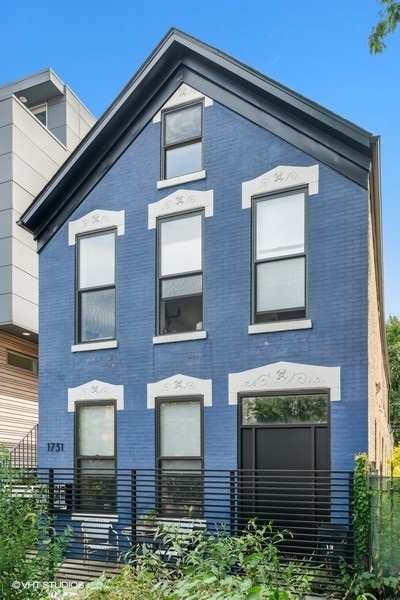 1731 W Potomac Avenue Unit: 2R